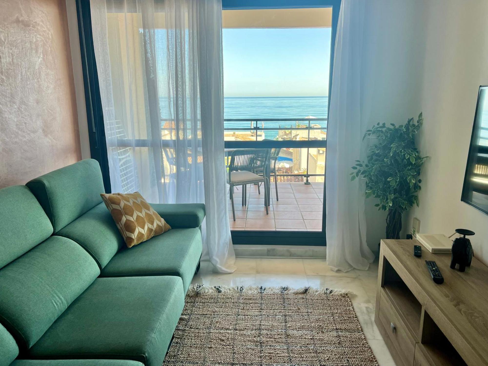 Appartement Breathtaking Sea View à Estepona Extérieur photo